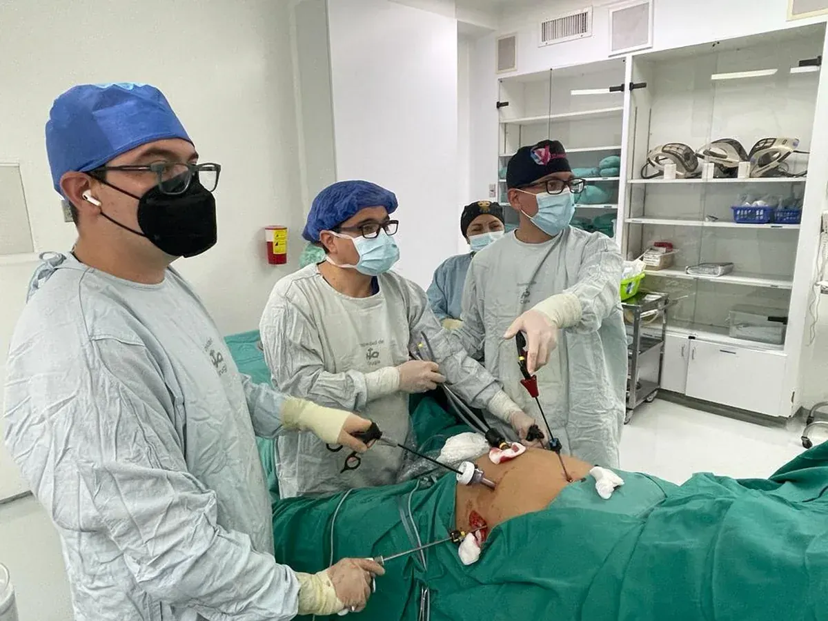 Cirugía de hernias y pared abdominal en Quito